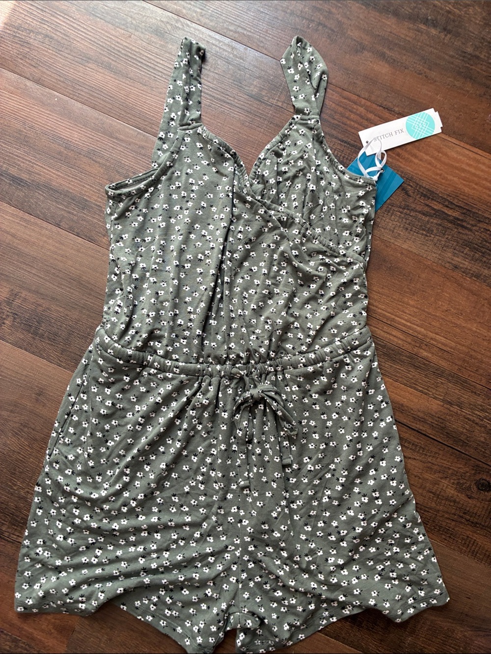 Stitch Fix Olive Green Floral Tie-Waist Romper